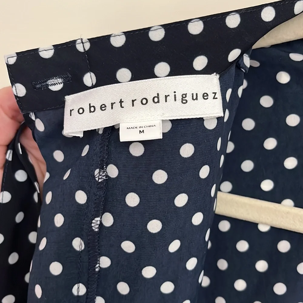 Open ruffle back polka dot blouse - Picture 4 of 5